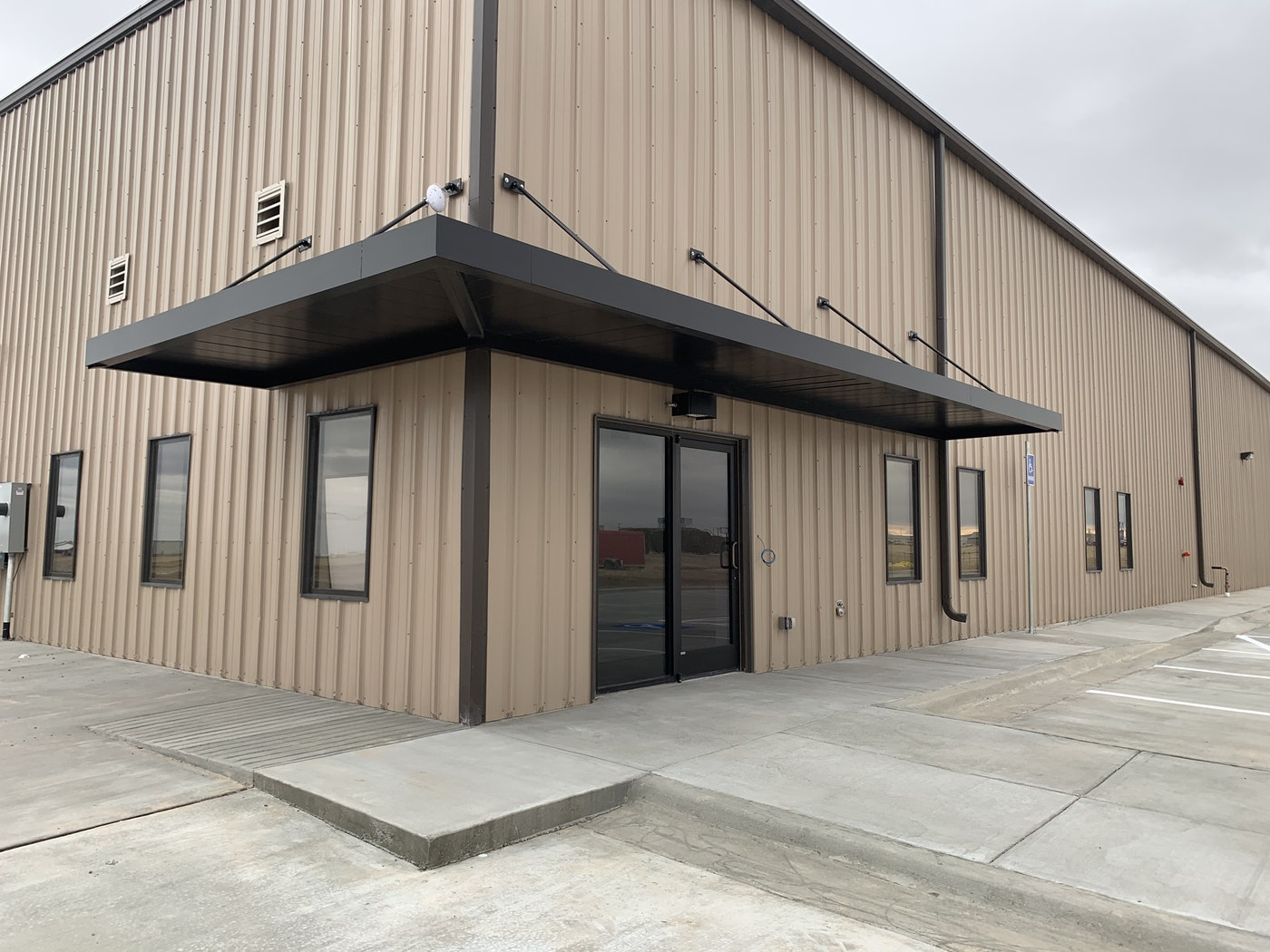 Life’s Abundance Healthy Products For Pets And People Breaks Ground On Brand New Distribution And Customer Care Center In Dumas, TX